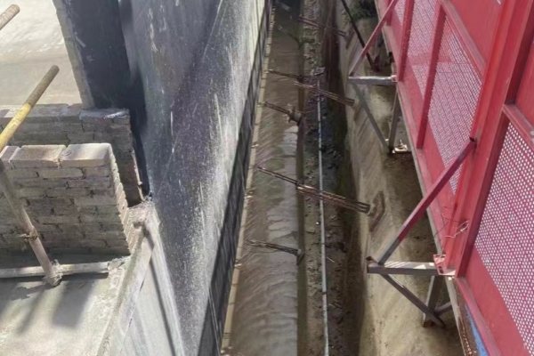 廈門國際銀行新總部大廈固化土肥槽回填.jpg